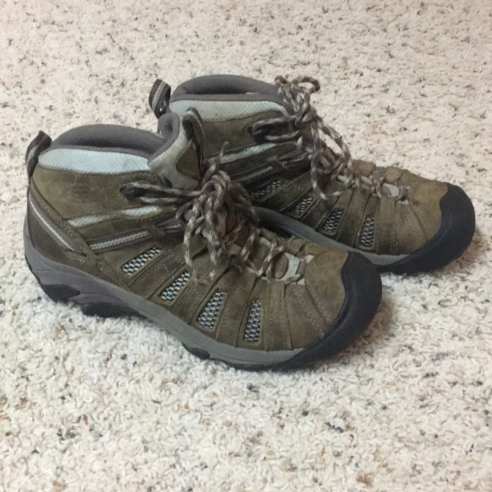 Keen Women’s Hiking Boots